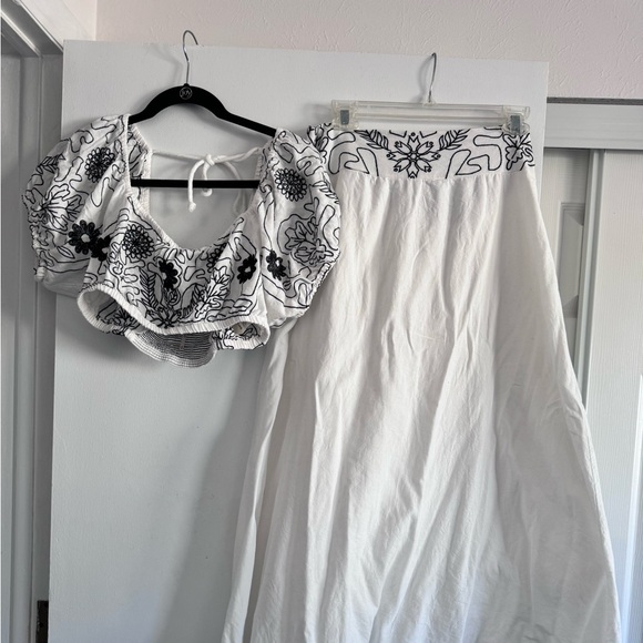 Free People Lotus Embroidered Skirt and Peasant Crop Set - Size M - Picture 2 of 2